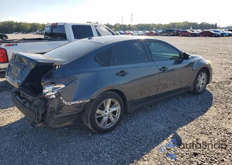 2013 Nissan Altima 2.5 z USA, uszkodzony, nr VIN 1N4AL3AP8DN493207